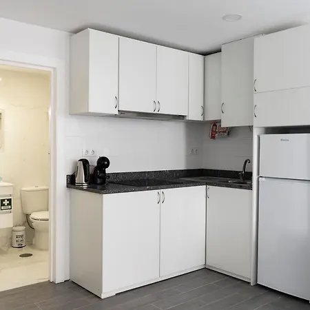 Apartament Almada Downtown 303 *