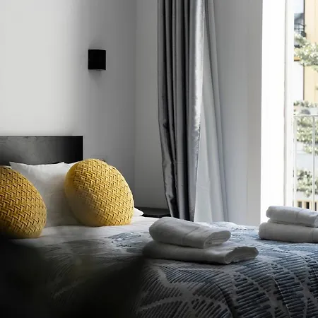 Almada Downtown 303 Apartment