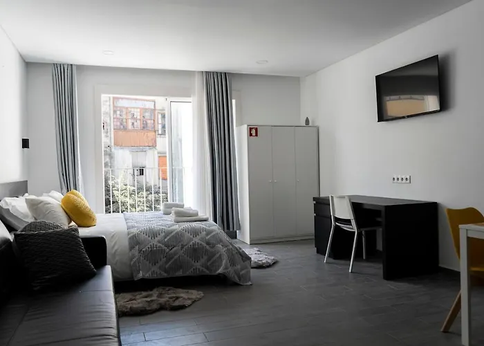 Almada Downtown 303 * 波尔图