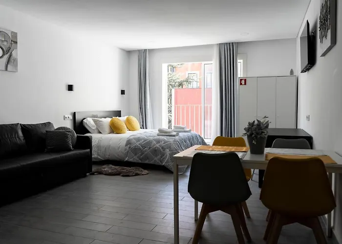 Almada Downtown 303 Daire *