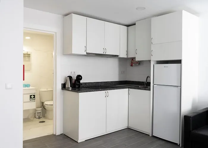 아파트 Almada Downtown 303 *